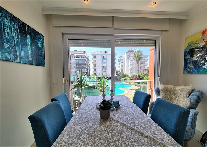 شقة 2+1 في منطقة كيستيل ، على بعد 50 متر فقط من البحر شقة 2+1 في منطقة كيستيل ، على بعد 50 متر فقط من البحر