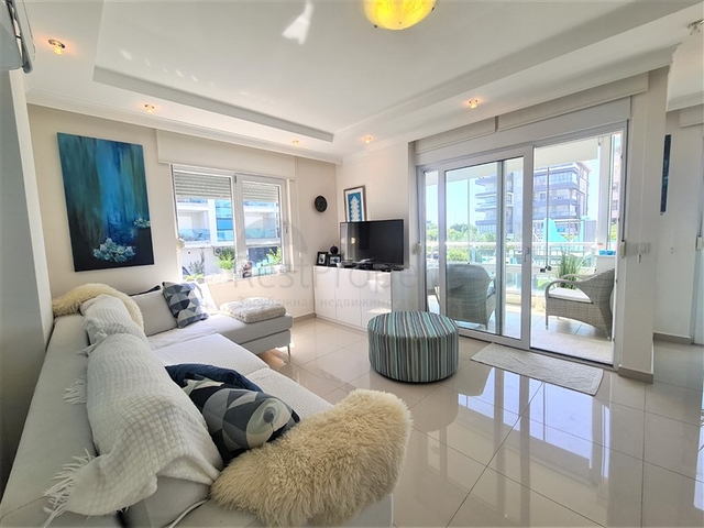 شقة 2+1 في منطقة كيستيل ، على بعد 50 متر فقط من البحر شقة 2+1 في منطقة كيستيل ، على بعد 50 متر فقط من البحر