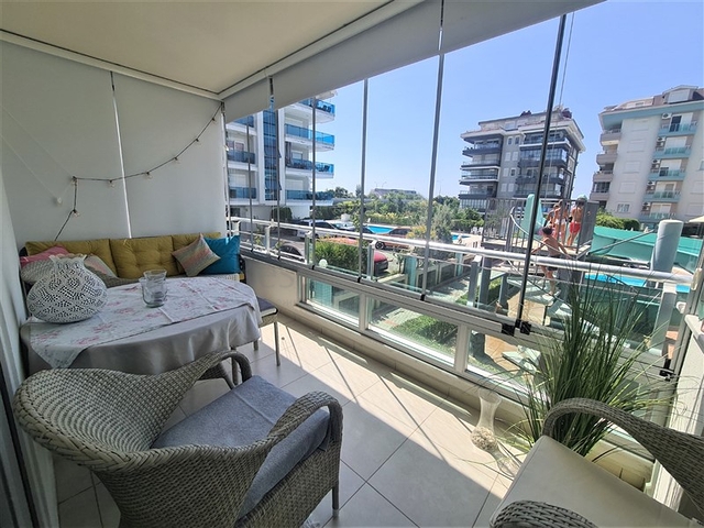 شقة 2+1 في منطقة كيستيل ، على بعد 50 متر فقط من البحر شقة 2+1 في منطقة كيستيل ، على بعد 50 متر فقط من البحر