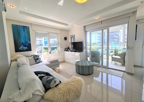 شقة 2+1 في منطقة كيستيل ، على بعد 50 متر فقط من البحر شقة 2+1 في منطقة كيستيل ، على بعد 50 متر فقط من البحر