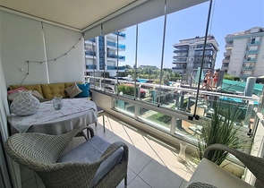 شقة 2+1 في منطقة كيستيل ، على بعد 50 متر فقط من البحر شقة 2+1 في منطقة كيستيل ، على بعد 50 متر فقط من البحر