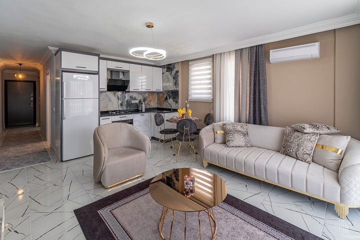 شقة في وسط ألانيا ، على بعد 700 متر من البحر