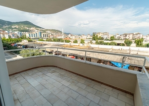 شقة في وسط ألانيا ، على بعد 700 متر من البحر