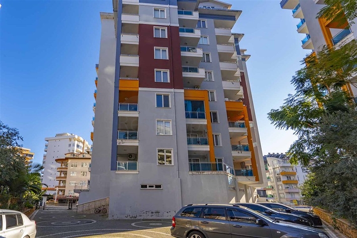 شقة فسيحة من غرفتي نوم على مسافة قريبة من البحر