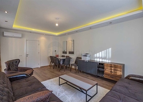 شقة فسيحة من غرفتي نوم على مسافة قريبة من البحر