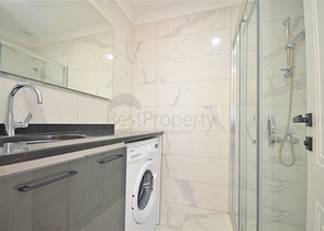 شقق مطلة على البحر في مجمع جديد في حي أفسالار شقق مطلة على البحر في مجمع جديد في حي أفسالار