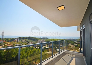 شقق مطلة على البحر في مجمع جديد في حي أفسالار شقق مطلة على البحر في مجمع جديد في حي أفسالار