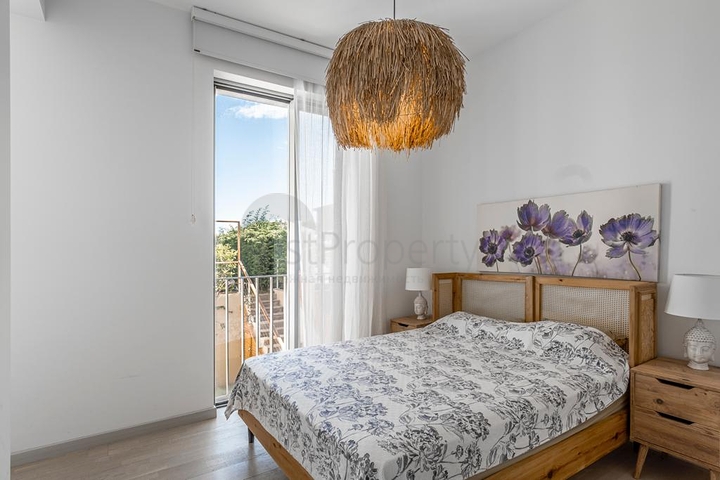 فيلات حديثة مع مسابح خاصة في ياليكافاك 