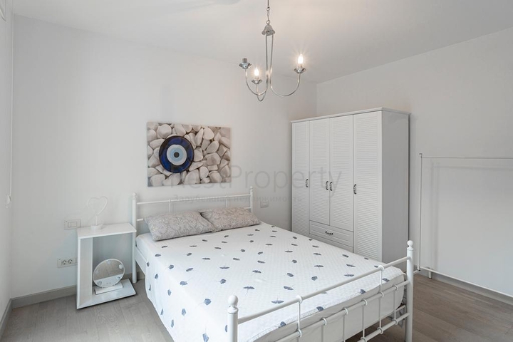 فيلات حديثة مع مسابح خاصة في ياليكافاك 