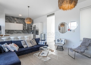 فيلات حديثة مع مسابح خاصة في ياليكافاك 