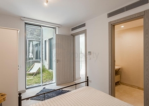 فيلات حديثة مع مسابح خاصة في ياليكافاك 