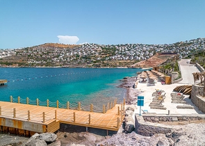 فيلات حديثة مع مسابح خاصة في ياليكافاك 