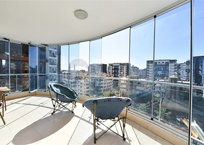 شقة كبيرة 2 + 1 مع مناظر خلابة للمدينة  شقة كبيرة 2 + 1 مع مناظر خلابة للمدينة