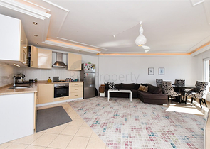 شقة كبيرة 2 + 1 مع مناظر خلابة للمدينة  شقة كبيرة 2 + 1 مع مناظر خلابة للمدينة