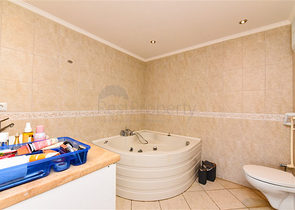 شقة كبيرة 2 + 1 مع مناظر خلابة للمدينة  شقة كبيرة 2 + 1 مع مناظر خلابة للمدينة