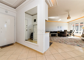 شقة كبيرة 2 + 1 مع مناظر خلابة للمدينة  شقة كبيرة 2 + 1 مع مناظر خلابة للمدينة