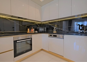 شقة 1+1 في مجمع سكني راقي في منطقة أوبا ، وهو مفتوح لتصاريح الإقامة شقة 1+1 في مجمع سكني راقي في منطقة أوبا ، وهو مفتوح لتصاريح الإقامة