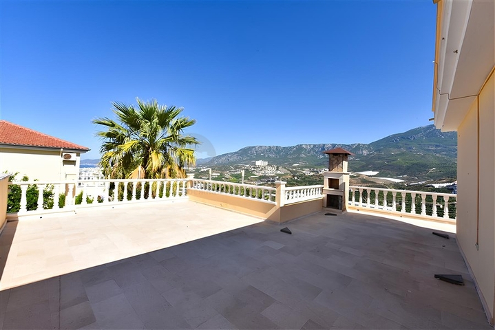 فيلا من ثلاث غرف نوم مع تجديد أنيق