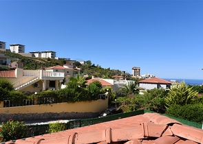 فيلا من ثلاث غرف نوم مع تجديد أنيق