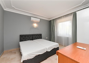 فيلا من ثلاث غرف نوم مع تجديد أنيق