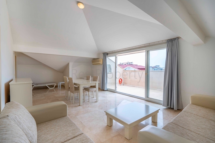 بنتهاوس مشرق من ست غرف مطلة على المدينة في منطقة أوبا بنتهاوس مشرق من ست غرف مطلة على المدينة في منطقة أوبا