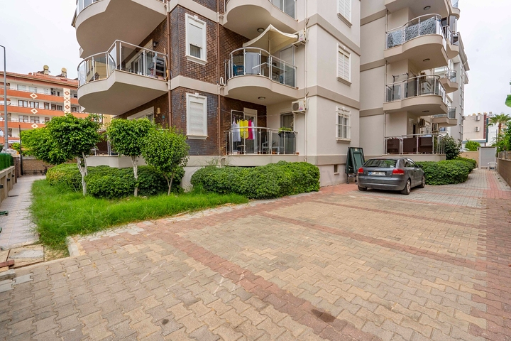 بنتهاوس مشرق من ست غرف مطلة على المدينة في منطقة أوبا بنتهاوس مشرق من ست غرف مطلة على المدينة في منطقة أوبا