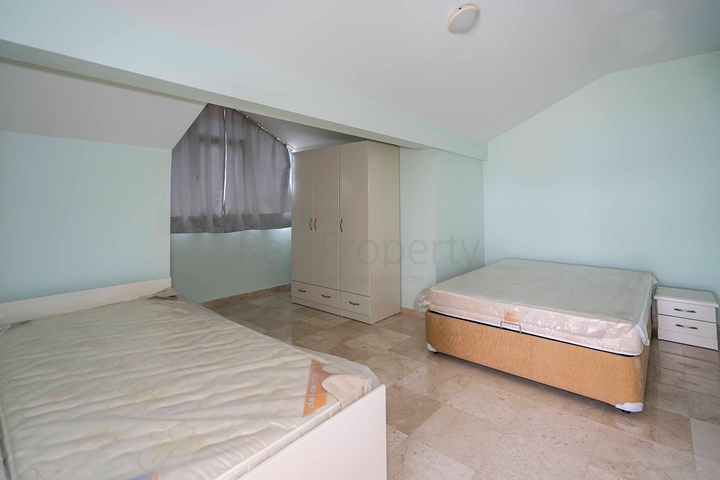 بنتهاوس مشرق من ست غرف مطلة على المدينة في منطقة أوبا بنتهاوس مشرق من ست غرف مطلة على المدينة في منطقة أوبا