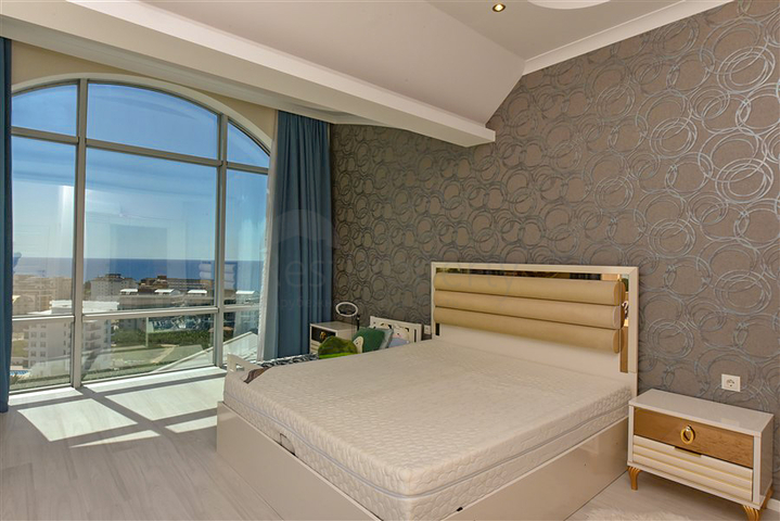 بنتهاوس مفروش 4+1 مطل على البحر في محمودلار بنتهاوس مفروش 4+1 مطل على البحر في محمودلار