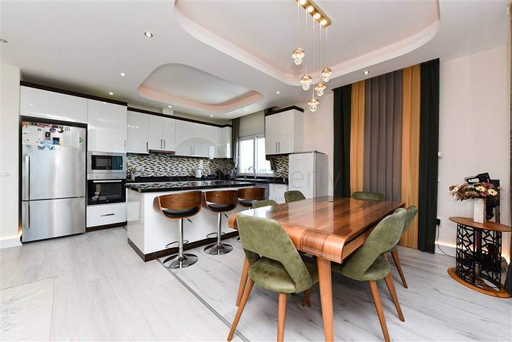 بنتهاوس مفروش 4+1 مطل على البحر في محمودلار بنتهاوس مفروش 4+1 مطل على البحر في محمودلار