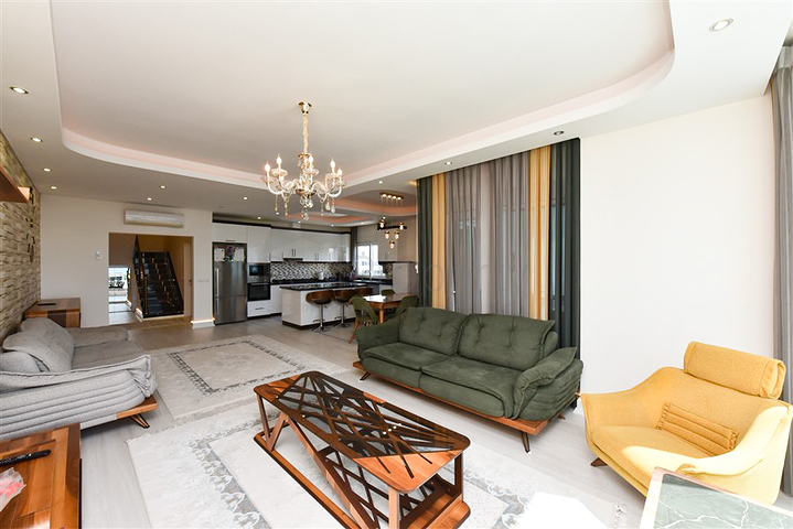 بنتهاوس مفروش 4+1 مطل على البحر في محمودلار بنتهاوس مفروش 4+1 مطل على البحر في محمودلار