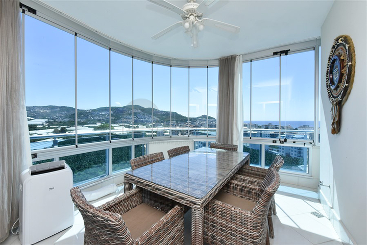 بنتهاوس مفروش 4+1 مطل على البحر في محمودلار بنتهاوس مفروش 4+1 مطل على البحر في محمودلار