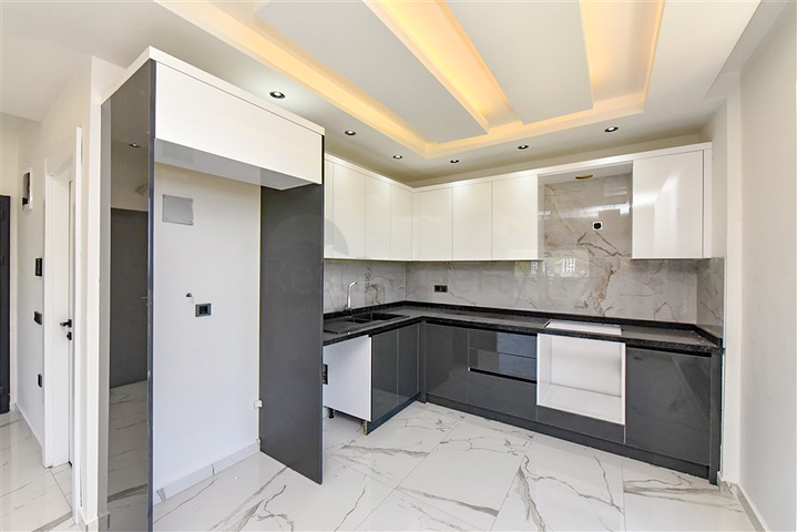 بنتهاوس من ثلاث غرف نوم مع إطلالات على الغابات الصنوبرية والبحر الأبيض المتوسط