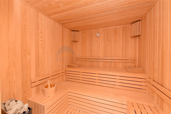 بنتهاوس من ثلاث غرف نوم مع إطلالات على الغابات الصنوبرية والبحر الأبيض المتوسط