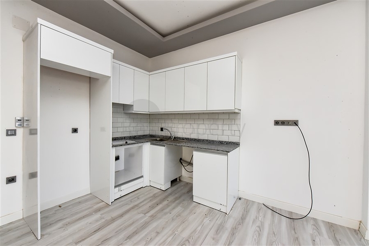 دوبلكس 3 + 1 في مجمع سكني منخفض الارتفاع على بعد 150 متر من البحر