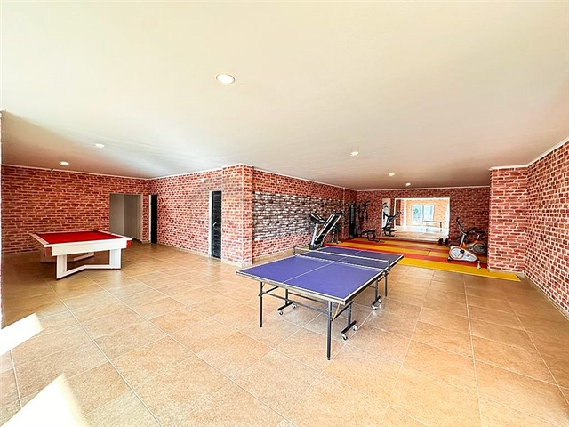 دوبلكس 3 + 1 في مجمع سكني منخفض الارتفاع على بعد 150 متر من البحر