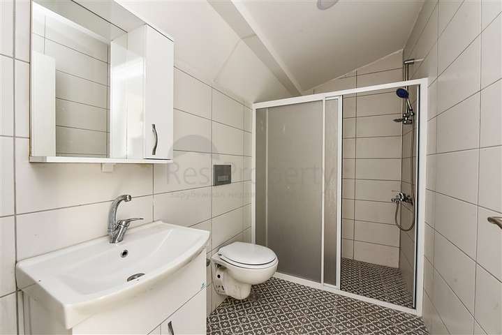 دوبلكس 3 + 1 في مجمع سكني منخفض الارتفاع على بعد 150 متر من البحر