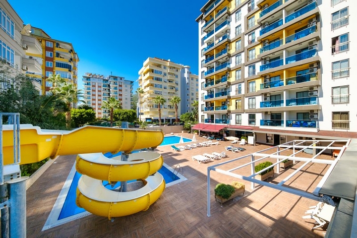 شقة مريحة 800 متر من شاطئ كليوباترا