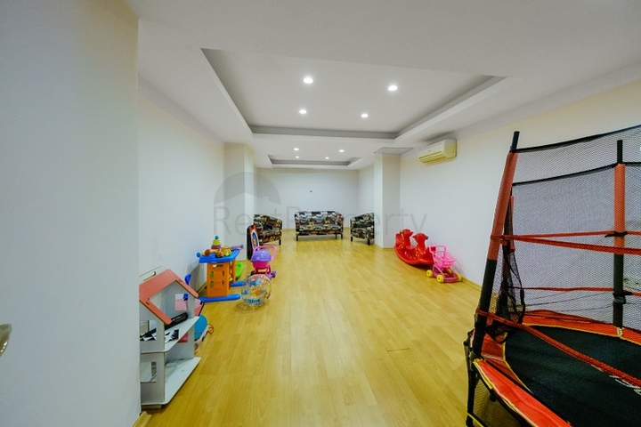 شقة مريحة 800 متر من شاطئ كليوباترا