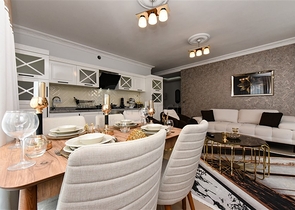 شقة جميلة في مسكن على البحر في منطقة محمودلار. شقة جميلة في مسكن على البحر في منطقة محمودلار.