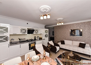 شقة جميلة في مسكن على البحر في منطقة محمودلار. شقة جميلة في مسكن على البحر في منطقة محمودلار.