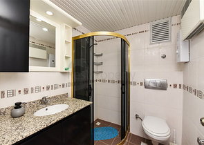 شقة من غرفتي نوم في وسط محمودلار