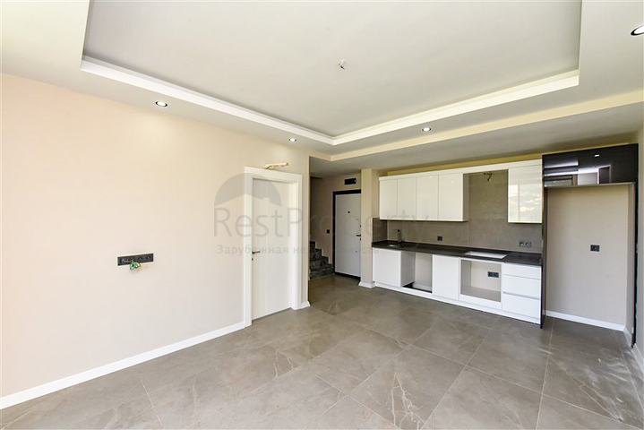 بنتهاوس 3 + 1 مع إطلالة مفتوحة على الجبل في منطقة كارجيجاك بنتهاوس 3 + 1 مع إطلالة مفتوحة على الجبل في منطقة كارجيجاك