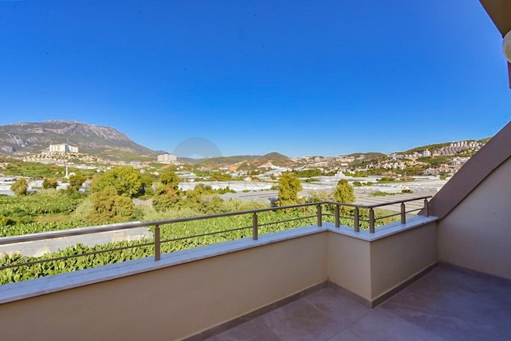 بنتهاوس 3 + 1 مع إطلالة مفتوحة على الجبل في منطقة كارجيجاك بنتهاوس 3 + 1 مع إطلالة مفتوحة على الجبل في منطقة كارجيجاك