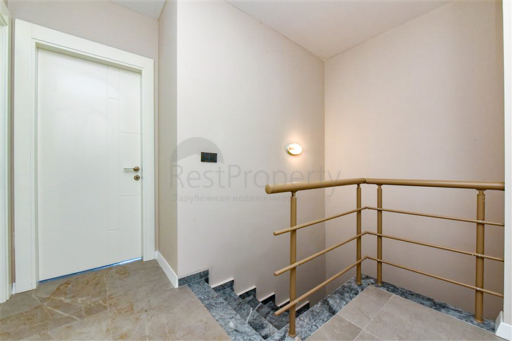 بنتهاوس 3 + 1 مع إطلالة مفتوحة على الجبل في منطقة كارجيجاك بنتهاوس 3 + 1 مع إطلالة مفتوحة على الجبل في منطقة كارجيجاك