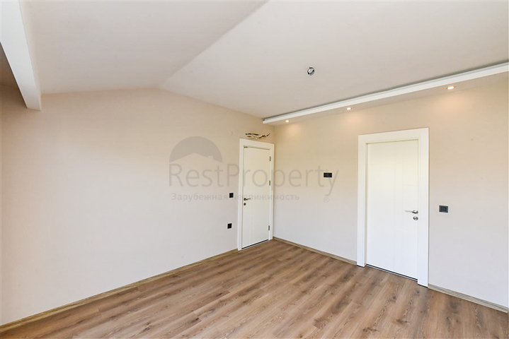 بنتهاوس 3 + 1 مع إطلالة مفتوحة على الجبل في منطقة كارجيجاك بنتهاوس 3 + 1 مع إطلالة مفتوحة على الجبل في منطقة كارجيجاك