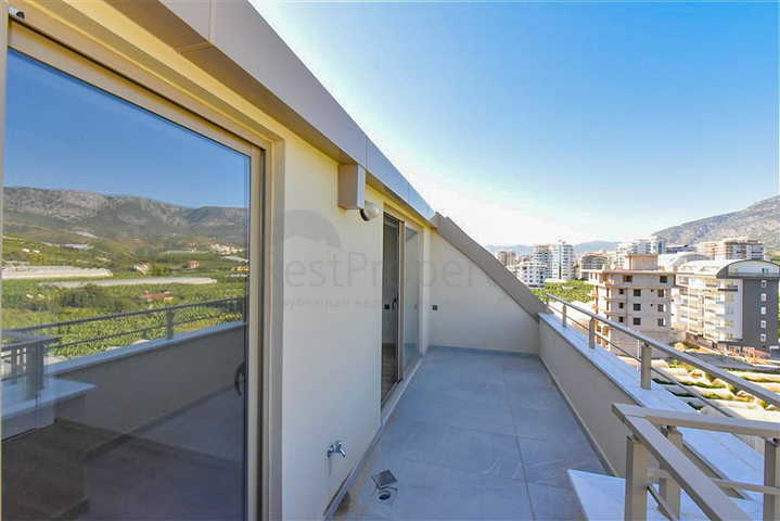 بنتهاوس 3 + 1 مع إطلالة مفتوحة على الجبل في منطقة كارجيجاك بنتهاوس 3 + 1 مع إطلالة مفتوحة على الجبل في منطقة كارجيجاك