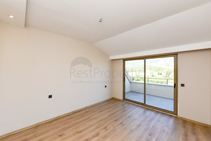 بنتهاوس 3 + 1 مع إطلالة مفتوحة على الجبل في منطقة كارجيجاك بنتهاوس 3 + 1 مع إطلالة مفتوحة على الجبل في منطقة كارجيجاك