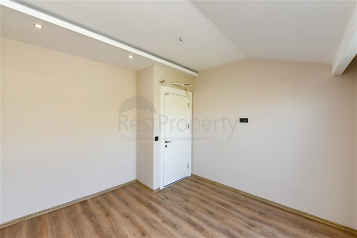 بنتهاوس 3 + 1 مع إطلالة مفتوحة على الجبل في منطقة كارجيجاك بنتهاوس 3 + 1 مع إطلالة مفتوحة على الجبل في منطقة كارجيجاك