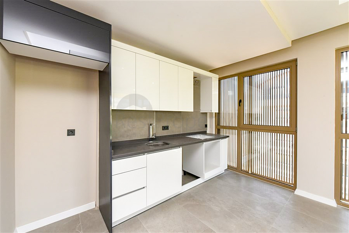 بنتهاوس 3+1 في مجمع جديد في منطقة كارجيجاك بنتهاوس 3+1 في مجمع جديد في منطقة كارجيجاك