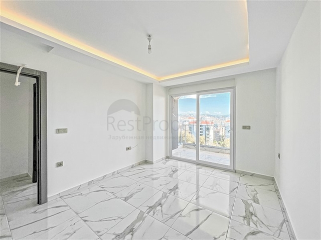 بينهاوس مطل على البحر في منطقة محمودلار بينهاوس مطل على البحر في منطقة محمودلار